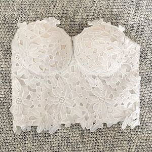 Strapless floral bustier crop top